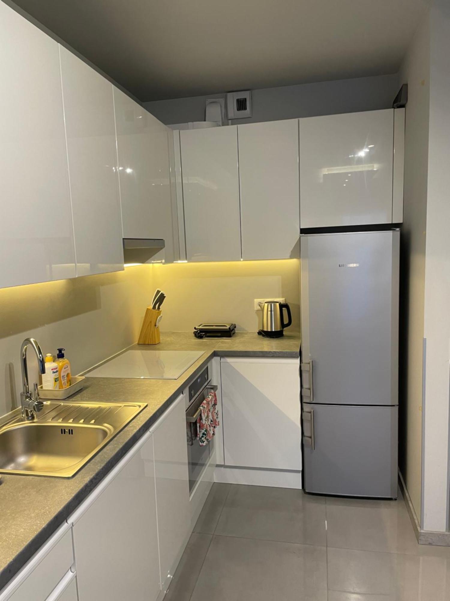 Wenecjanska Comfort Apartment, Free Parking, Self Check-In 24H Poznan Exterior foto