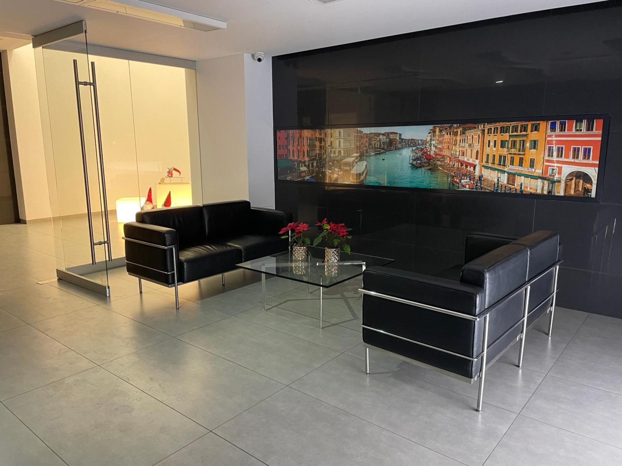 Wenecjanska Comfort Apartment, Free Parking, Self Check-In 24H Poznan Exterior foto